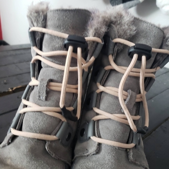 Sorel Youth Girls Pink Grey Whitney Nylon Snow Boots Faux  Sorel Women\'s Girls Whitney Suede 5 Grey Snow Boots Winter Fur Pink Laces